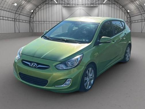 2013 Hyundai Accent SE