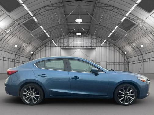 2018 Mazda Mazda3 Touring