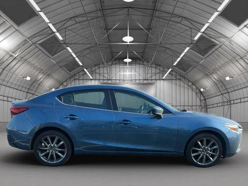 2018 Mazda Mazda3 Touring