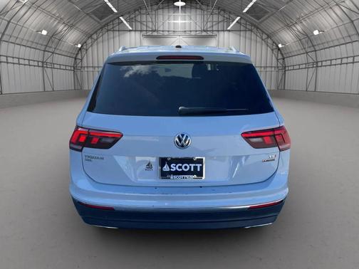 2018 Volkswagen Tiguan 2.0T SEL