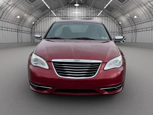 2013 Chrysler 200 Limited