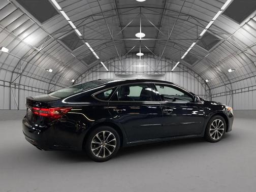 2016 Toyota Avalon XLE Premium