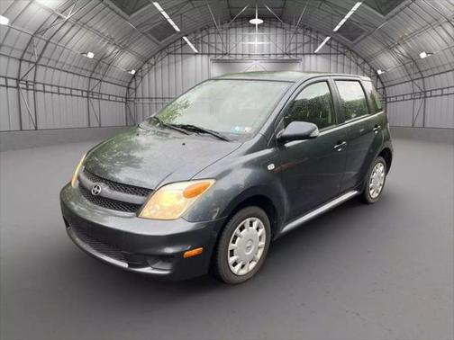 2006 Scion xA Hatchback 4D