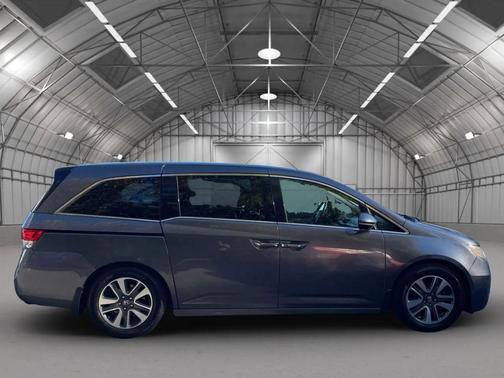 2015 Honda Odyssey Touring