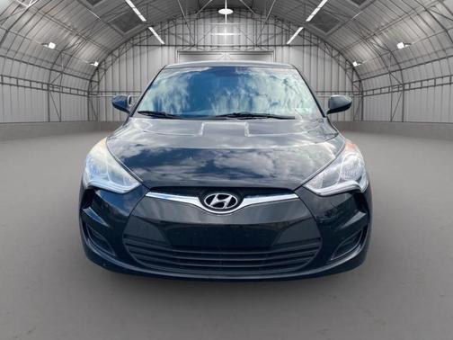 2013 Hyundai Veloster Base