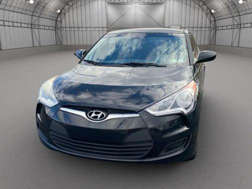 2013 Hyundai Veloster Base