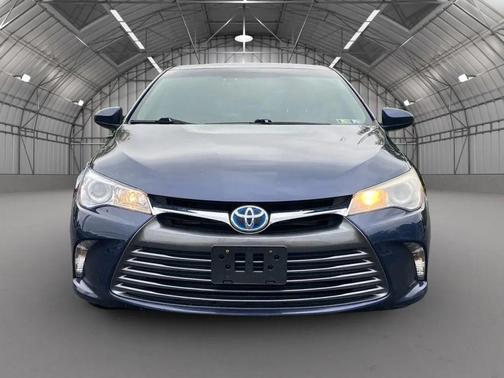 2017 Toyota Camry Hybrid XLE