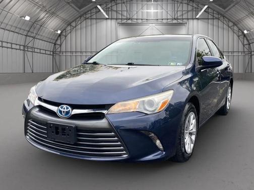 2017 Toyota Camry Hybrid XLE