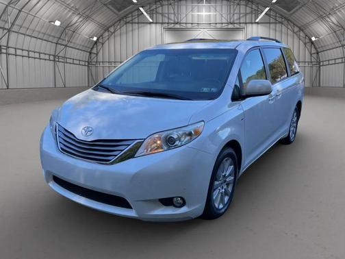 2016 Toyota Sienna XLE Premium
