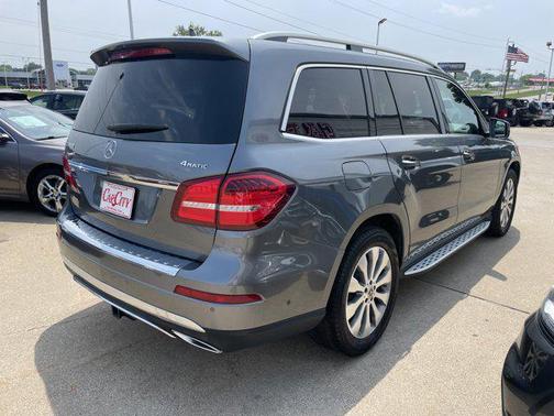 2018 Mercedes-Benz GLS 450 4MATIC