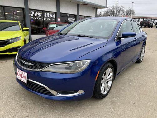 2016 Chrysler 200 Limited
