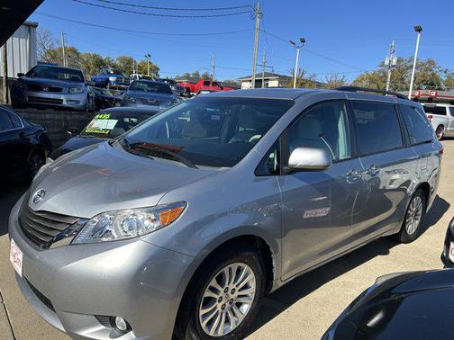 2014 Toyota Sienna XLE
