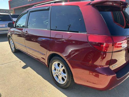 2005 Toyota Sienna XLE Limited