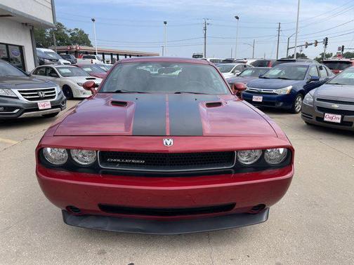 2010 Dodge Challenger SE