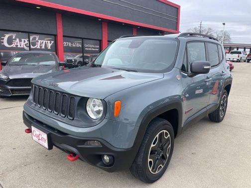 2016 Jeep Renegade Trailhawk