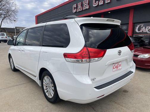 2011 Toyota Sienna Limited