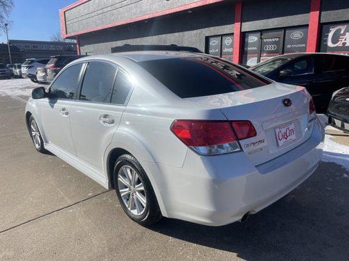 2011 Subaru Legacy Premium