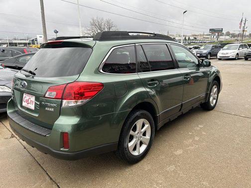 2013 Subaru Outback 2.5i Premium