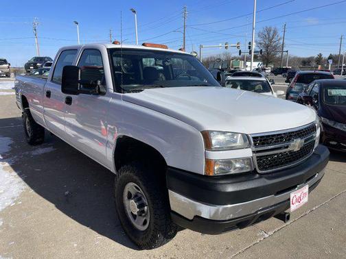 2006 Chevrolet Silverado 3500 LS Crew Cab