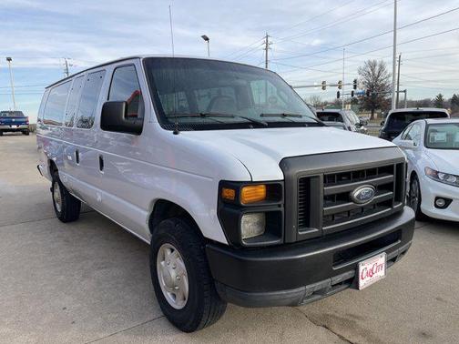 2008 Ford E350 Super Duty XL Wagon