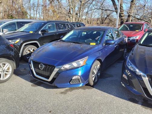 Photo 1 of 2 of 2020 Nissan Altima 2.5 S