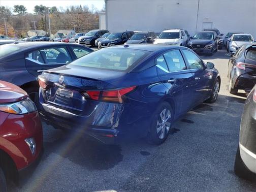 Photo 2 of 2 of 2020 Nissan Altima 2.5 S