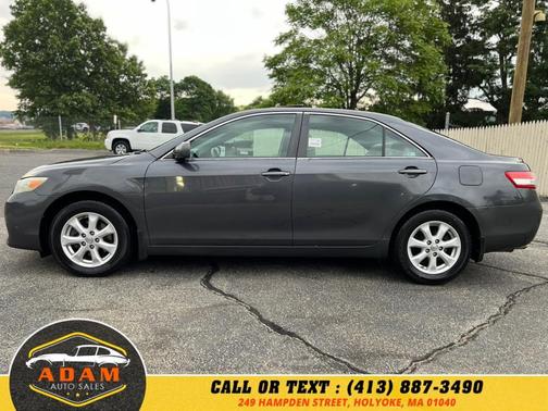 2010 Toyota Camry LE