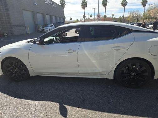 White 2019 Nissan Maxima 3.5 SR