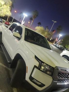 2025 Nissan Frontier SV