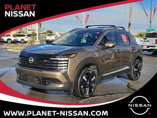 2025 Nissan Kicks SR