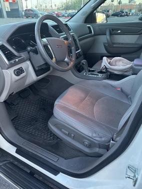 2015 GMC Acadia SLE-2