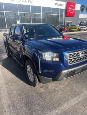 2022 Nissan Frontier SV
