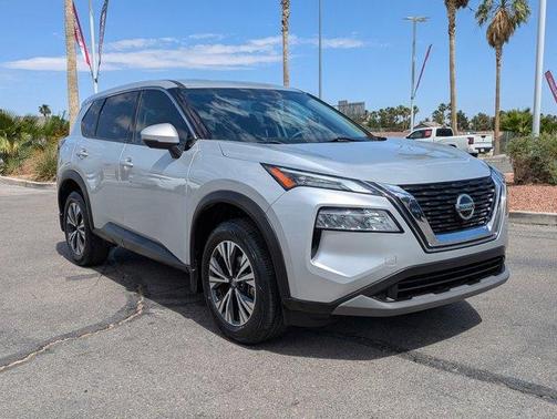 Brilliant Silver Metallic 2021 Nissan Rogue SV