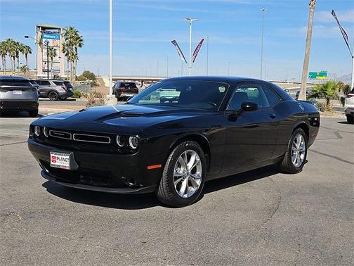 2023 Dodge Challenger SXT