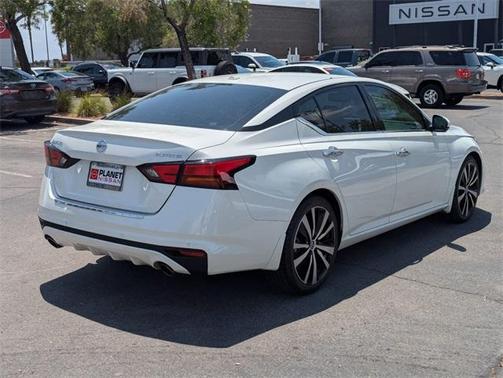 2020 Nissan Altima 2.5 Platinum