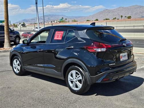 2025 Nissan Kicks Play S