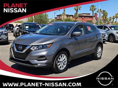 2022 Nissan Rogue Sport SV