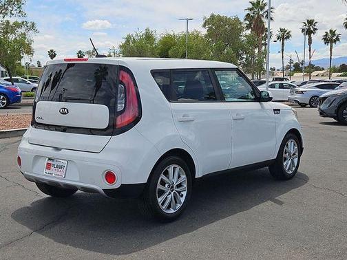 2018 Kia Soul +