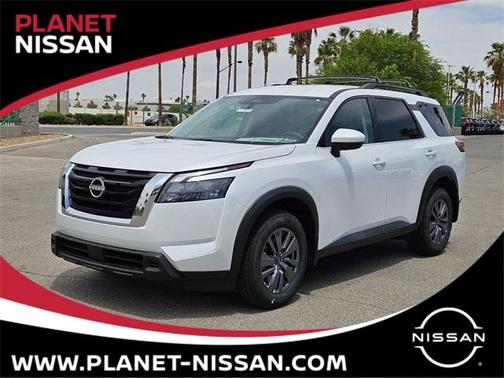 2025 Nissan Pathfinder SV