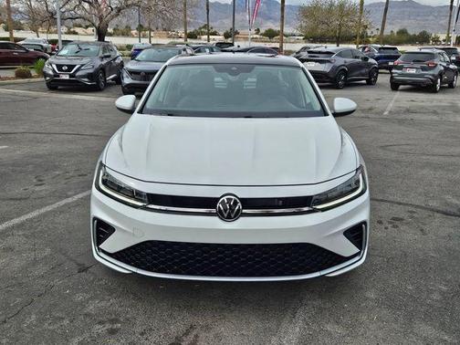 Opal White Pearl Effect 2025 Volkswagen Jetta 1.5T SE