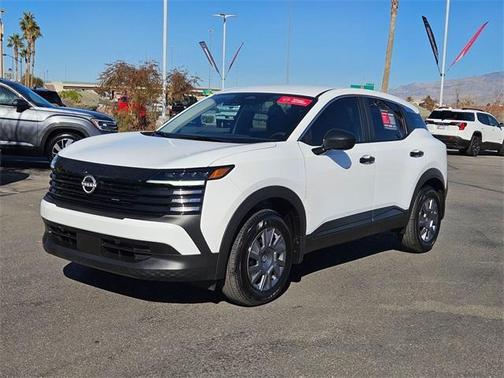 2025 Nissan Kicks S
