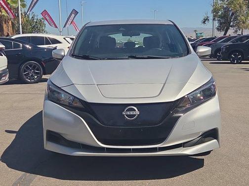 Brilliant Silver Metallic 2025 Nissan Leaf S