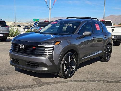 2025 Nissan Kicks SR