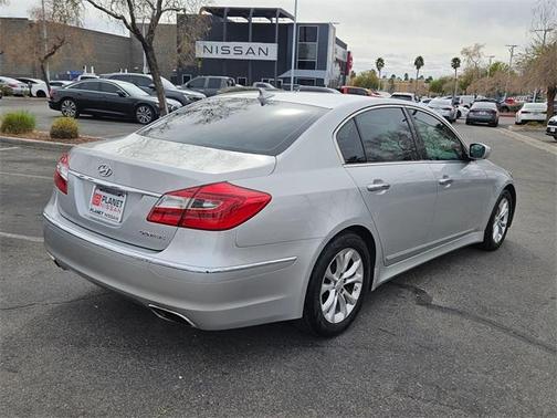 2013 Hyundai Genesis 3.8