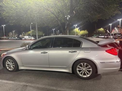 2013 Hyundai Genesis 3.8