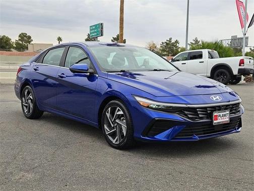 2024 Hyundai ELANTRA Limited
