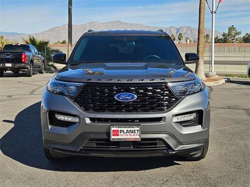 2024 Ford Explorer ST-Line