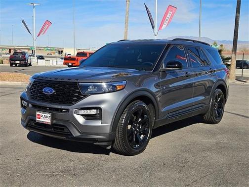 2024 Ford Explorer ST-Line