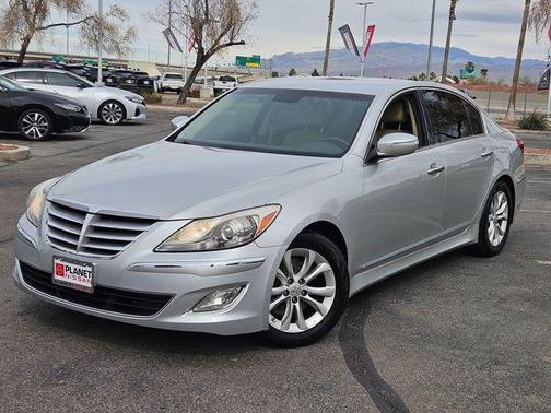 2013 Hyundai Genesis 3.8