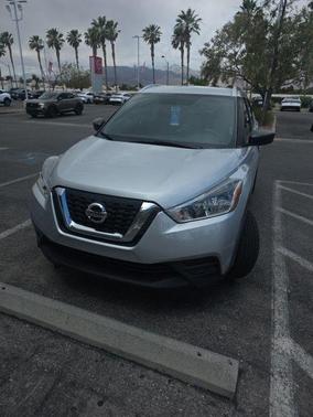 Brilliant Silver 2019 Nissan Kicks S